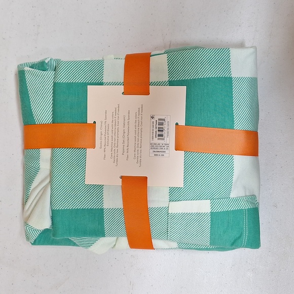 NEW! Women's 3pc Socks and Pajama Set, Green Plaid - Great Gift! - Picture 6 of 6